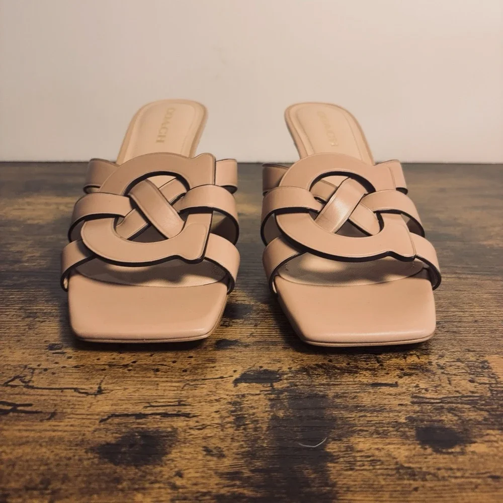 Coach Tillie Sandals Womens Sz 11B Tan Leather Signature "C" Kitten Heel - Picture 5 of 10